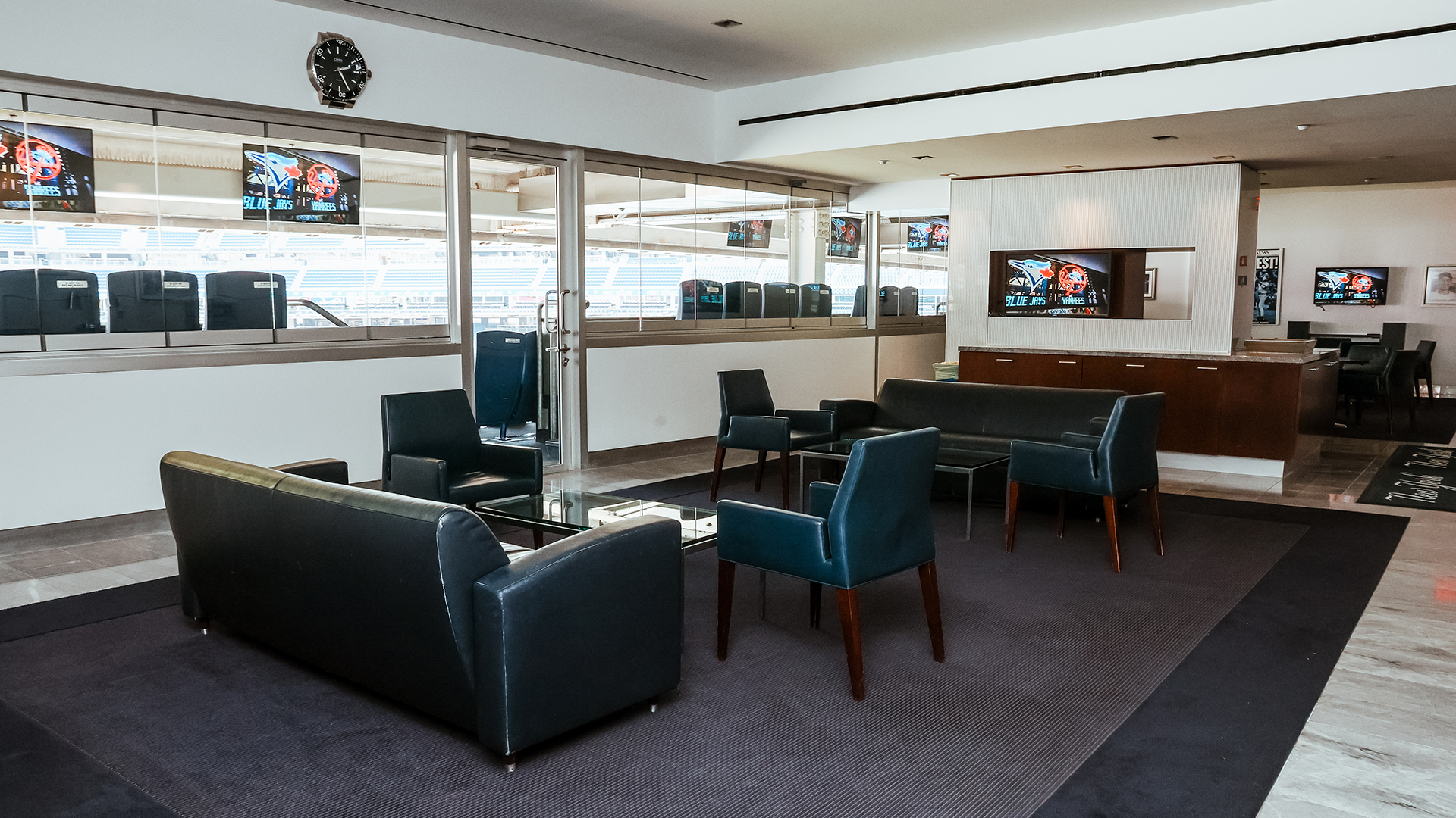 Suite interior